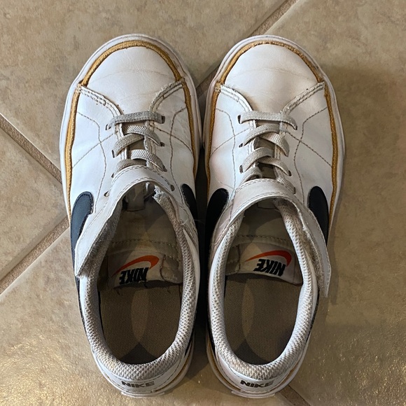 Nike Court Legacy White and Black Sneakers Youth Size 1 - Picture 10 of 15